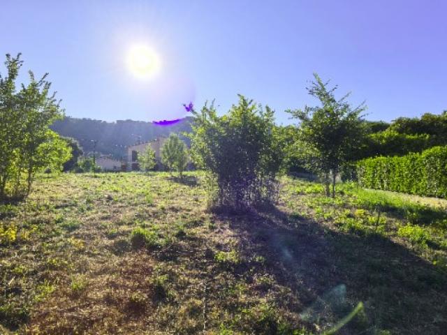 TOURETTE LEVENS MAISON A ETAGE DE 4 PIECES DE 100 M2 SUR UN TERRAIN DE 1088 M2