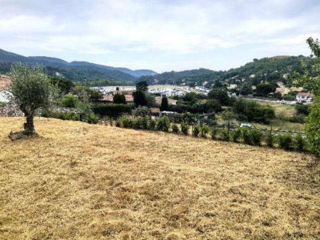 LEVENS MAISON AVEC ETAGE DE 109 M2 SUR UN TERRAIN DE 700 M2