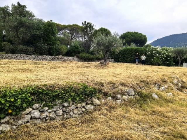 LEVENS MAISON AVEC ETAGE DE 109 M2 SUR UN TERRAIN DE 700 M2